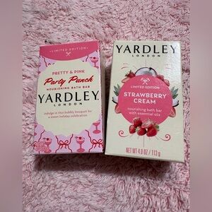 Yardley London Limited Edition Body Wash Set - Pink